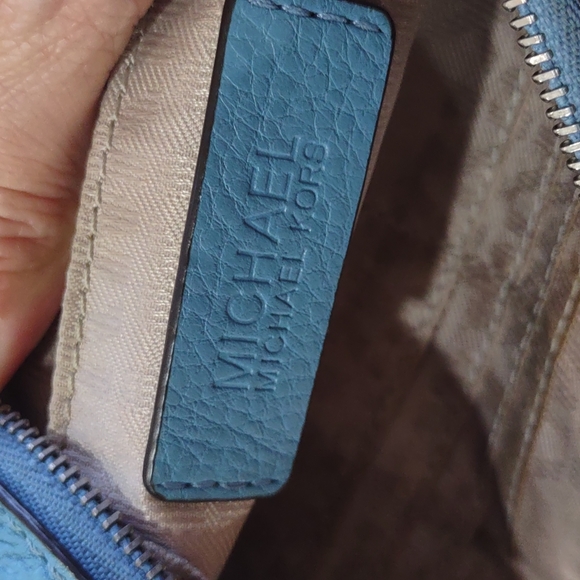 Michael Kors Blue Pebble Leather Single Zip Clutch with Wrist Strap - Picture 7 of 16